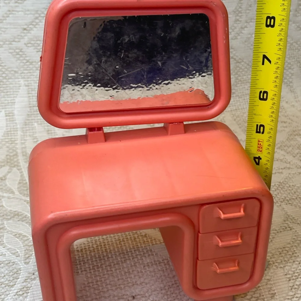 vintage Barbie vanity set from the 1977 Barbie Dream House